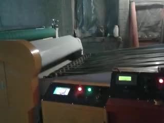 máquina de corte de 1.7t NC, máquina de corte ondulada da placa da folha